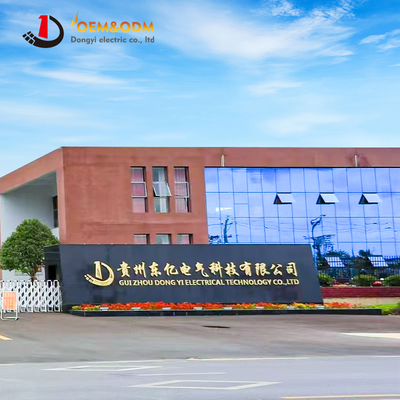 Dongyi 2025 OEM Wholesale Metal Luxury Vintage Lighters Cigar Smoking Electric Custom Briquet Gas Cigarette Disposable Lighter